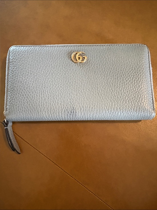 Gucci Handbags - Gucci Light Gray Pebbled Leather Zip Wallet with Gold Double G